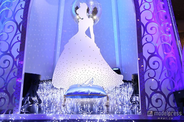「シンデレラ」の装飾(C)Disney