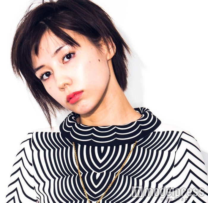 浜崎あゆみ A Best 15周年盤に浅田真央選手 仲里依紗らが解説文寄稿 本人手書き歌詞も公開 モデルプレス 浜崎あゆみ A Best 15周年盤に浅田真央選手 仲里依紗らが解説文寄稿 本人手書き歌詞も公開 モデルプレス