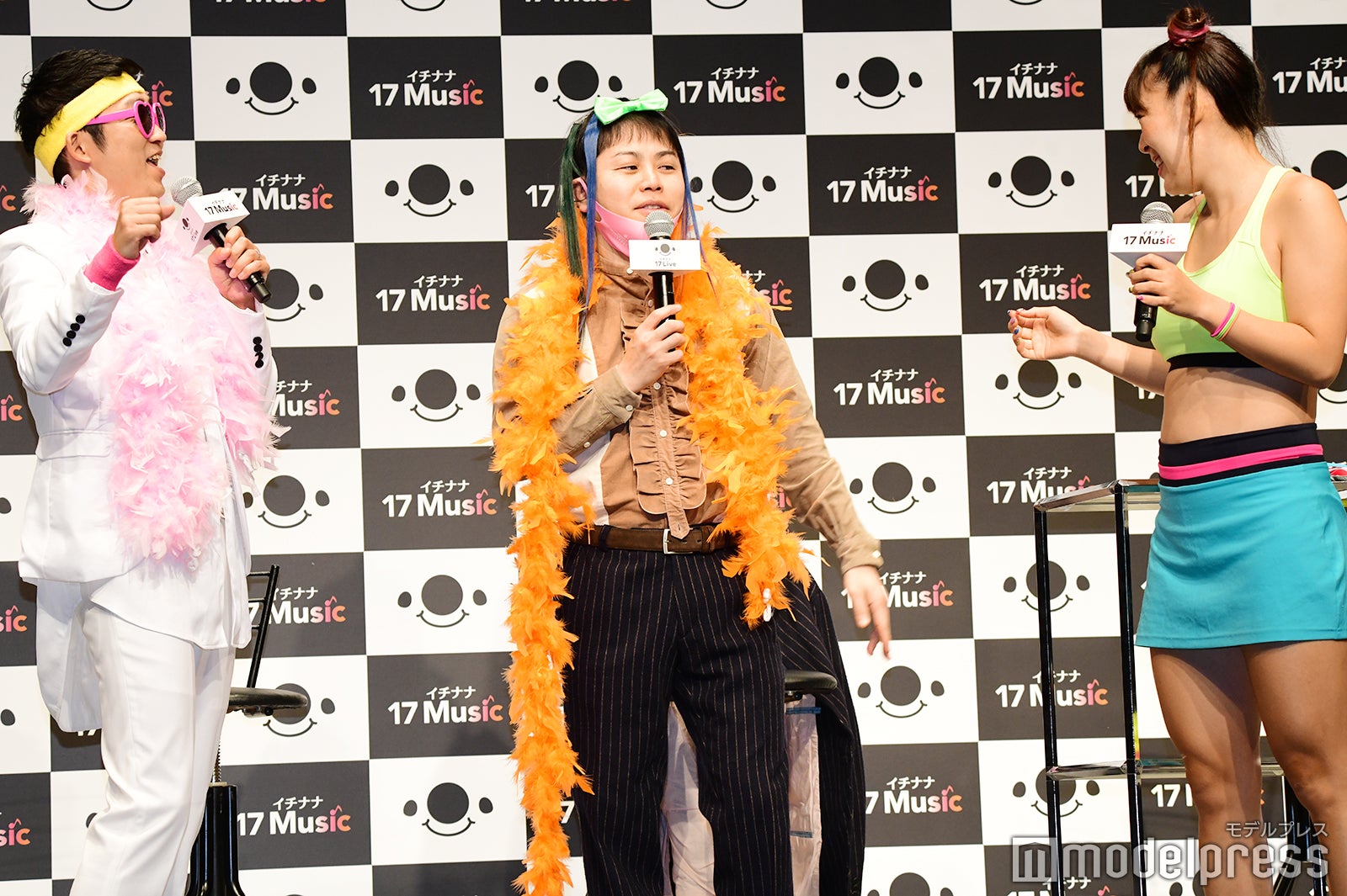 石田明、井上裕介、フワちゃん（C）モデルプレス