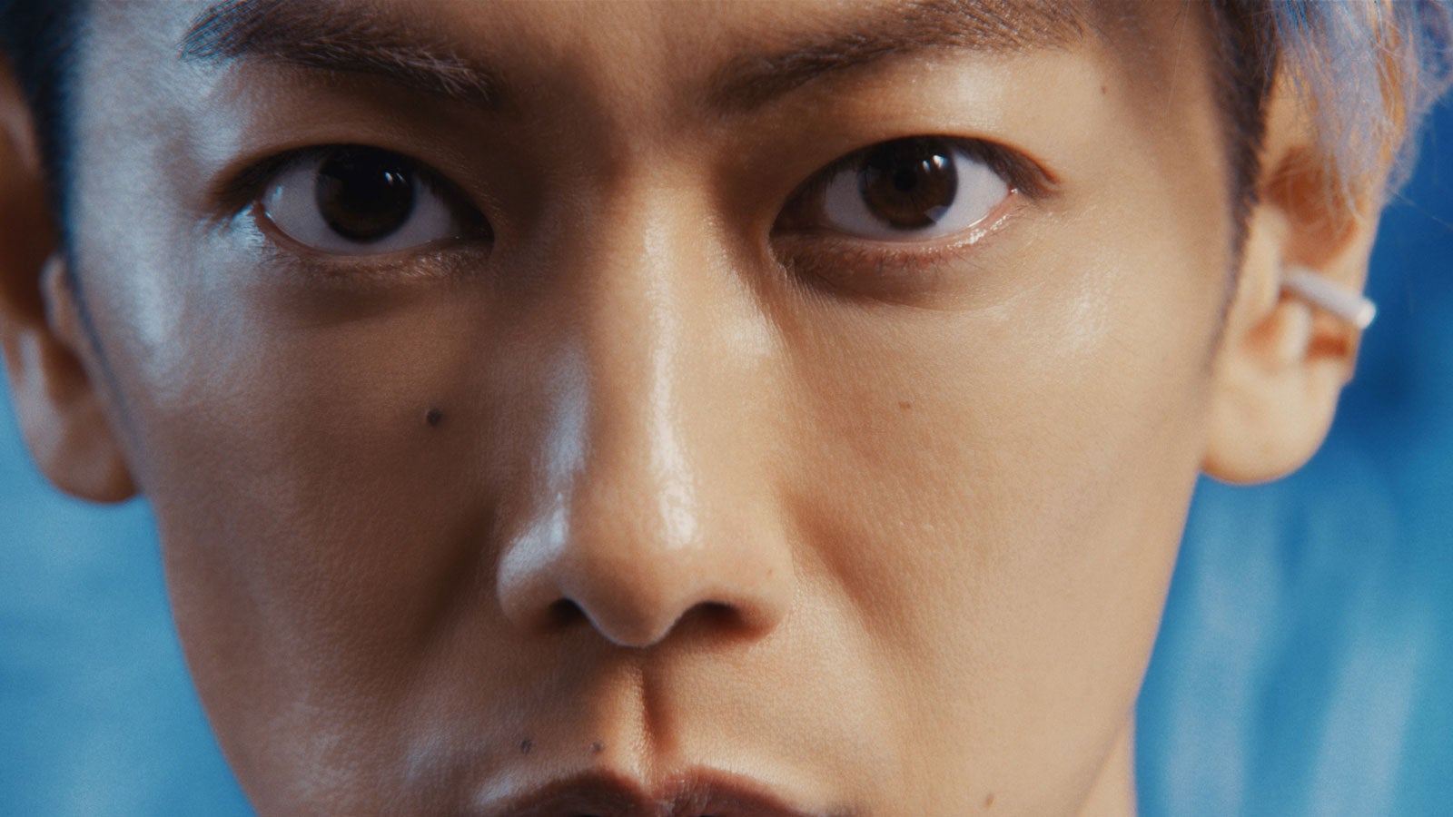 佐藤健CM『清潔は、最強。』篇より（提供写真）