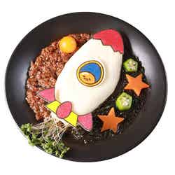「宇宙へ！ロケットたんたん麺」1,580円（C）2013,2018 SANRIO CO.,LTD. APPROVAL NO S592172