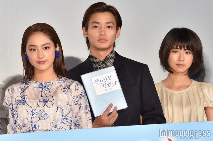 た平祐奈、野村周平、玉城ティナ (C)モデルプレス