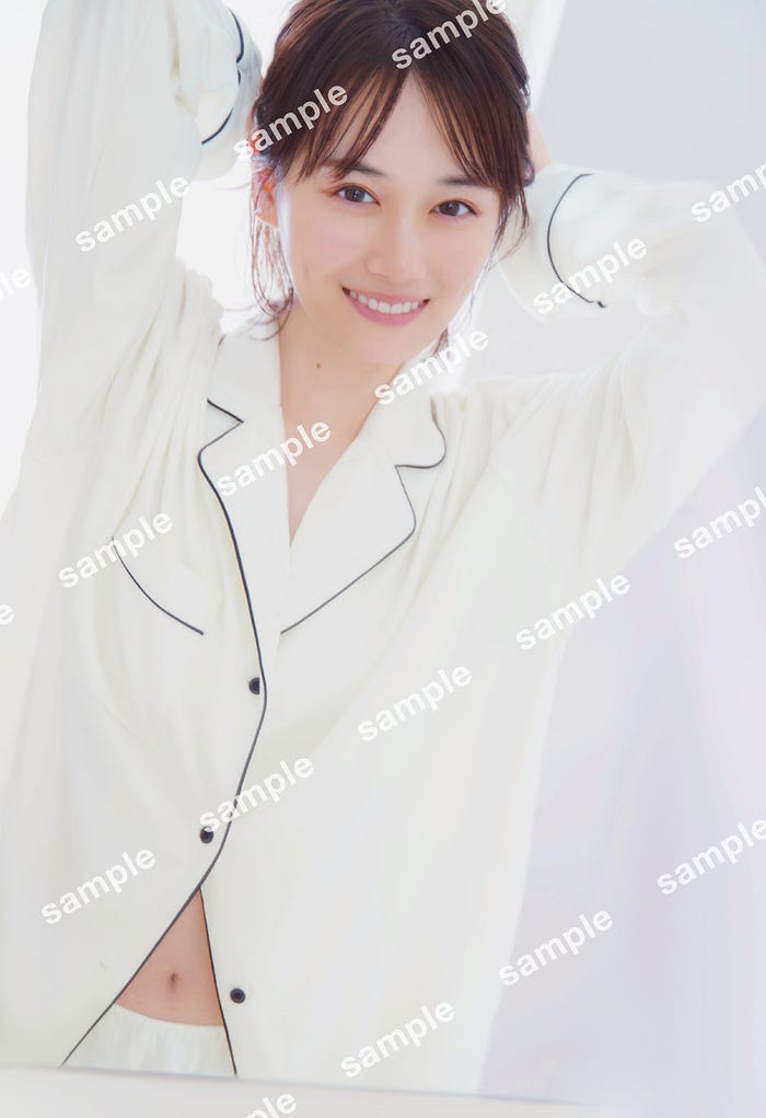 山下美月/SHIBUYA TSUTAYA限定ポスター(画像提供:講談社)