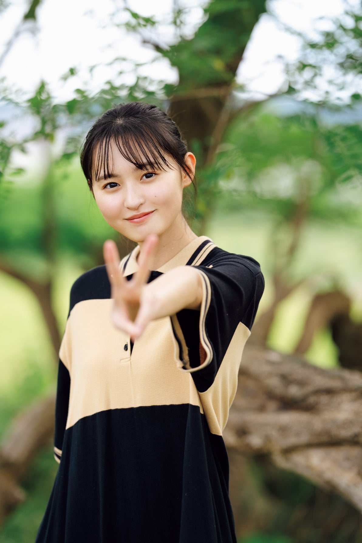 遠藤さくら（C）KOBUNSHA、光文社