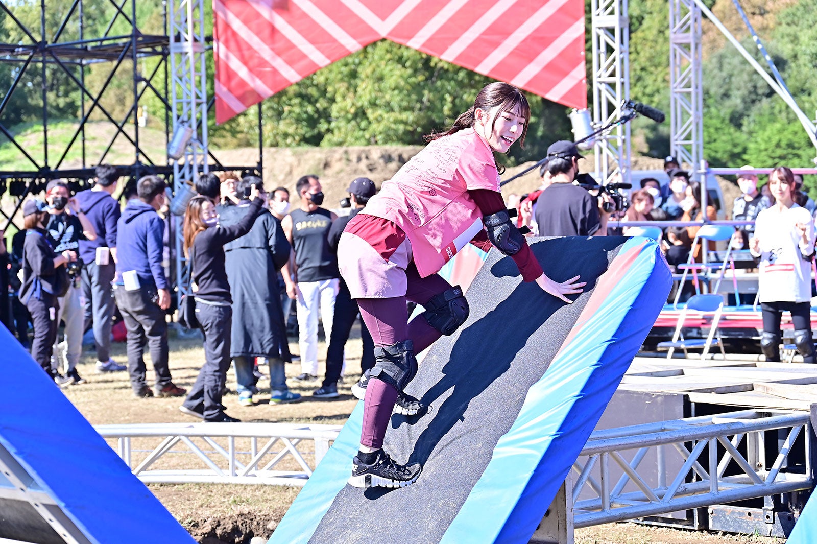 東村芽依（C）TBS