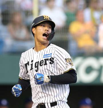 阪神・ドラ3岡城 故郷岡山に錦飾った！いきなり初回に左翼線二塁打で口火 「名前を呼んでくれる声もすごい聞こえました」