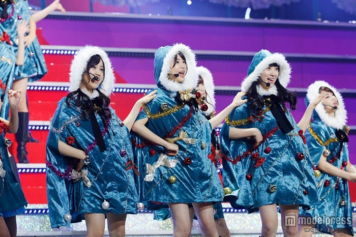 クリスマスメドレーを披露/乃木坂46