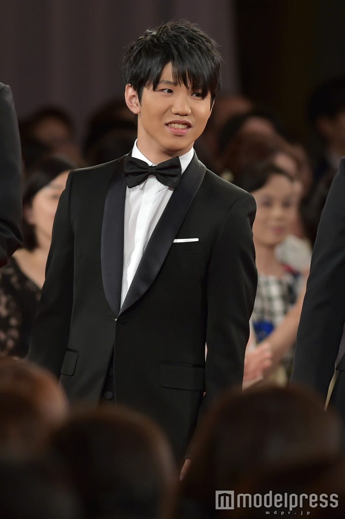 佐久本宝 (C)モデルプレス