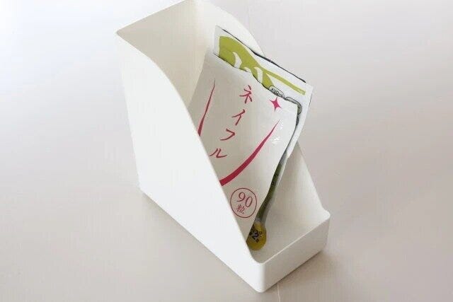 ダイソー　袋入り食品スタンド