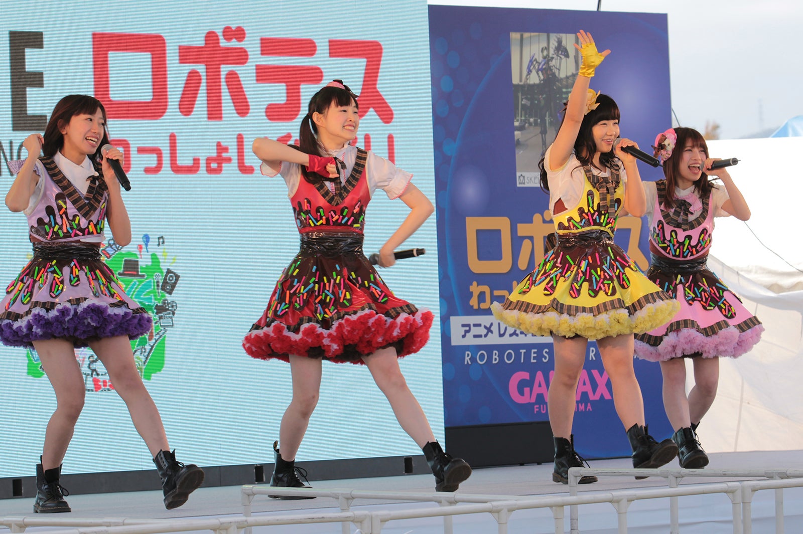 フードフェスアイドル・Re:ガールズ「5回くらい泣きそうになった」福島で全力ライブ