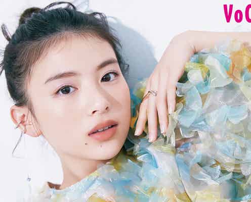 出口夏希、夏の新色コスメで爽やかに 最旬の姿披露