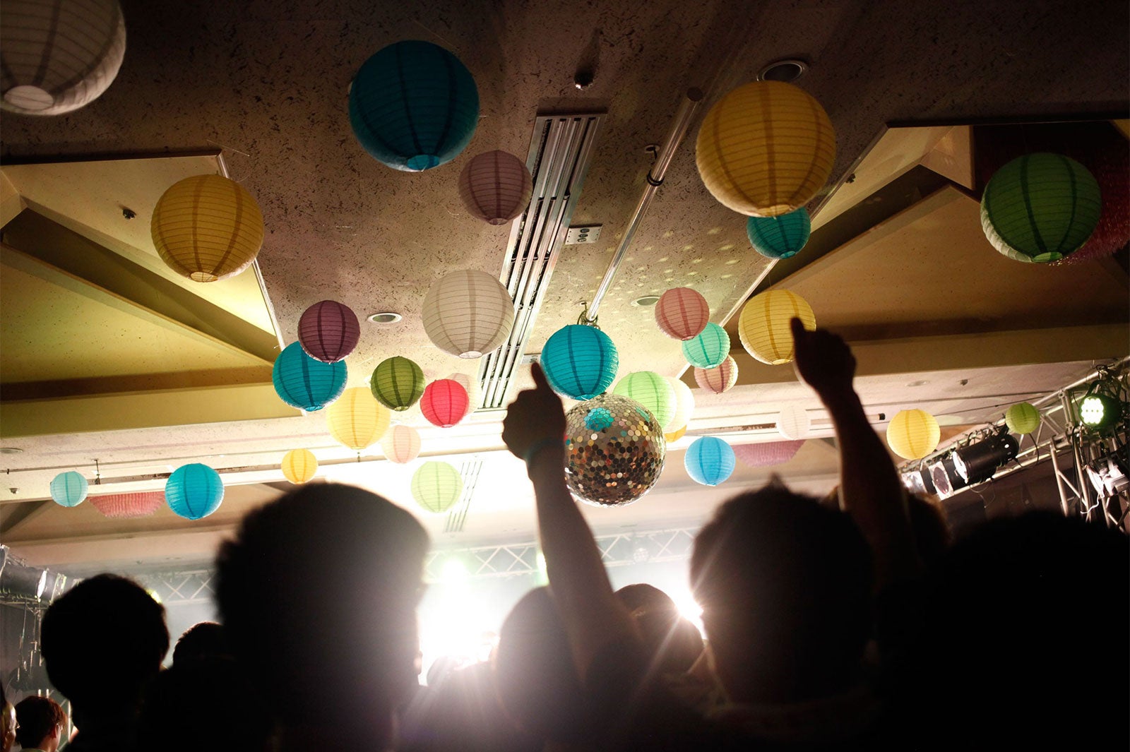 ライブステージ／画像提供：加賀温泉郷フェス実行委員会