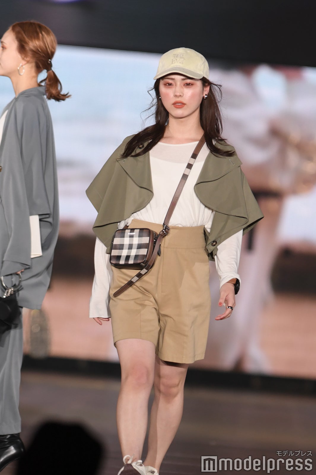 （C）モデルプレス