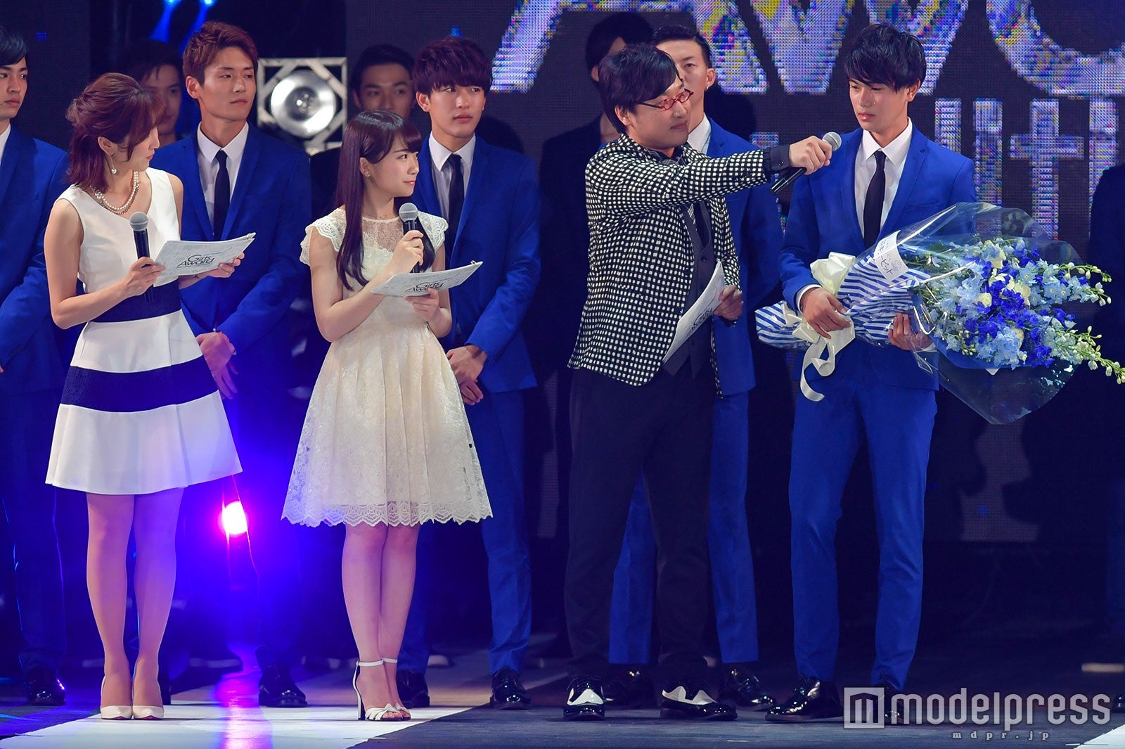 受賞の様子（C）モデルプレス