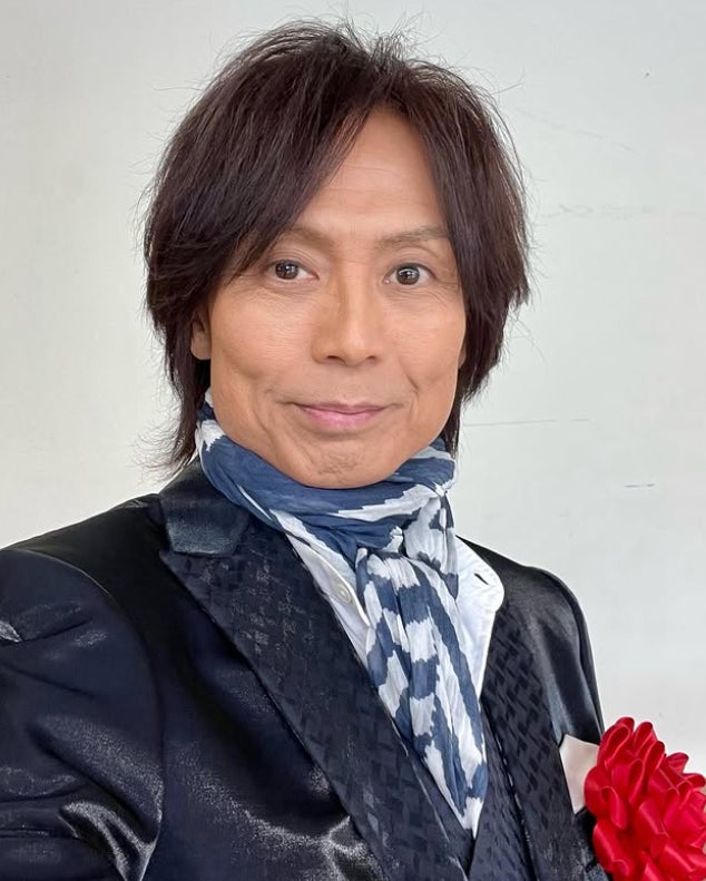 つんく♂、14歳次女誕生会で「朝からアレコレ仕込んで」妻＆長女の豪華手料理公開 「素敵な家族」「お店かと思った」