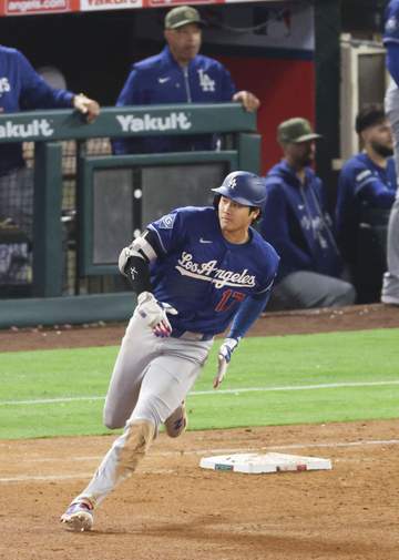 大谷翔平 幻ランニング弾 激走→生還も記録は三塁打＋失策 今季最多5打点