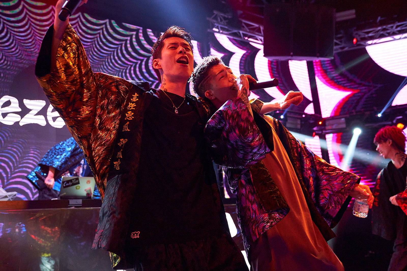 DJ脇、DJふぉい「レペゼン恐怖のカウントダウンライブ ～ガチで生配信～」（提供写真）