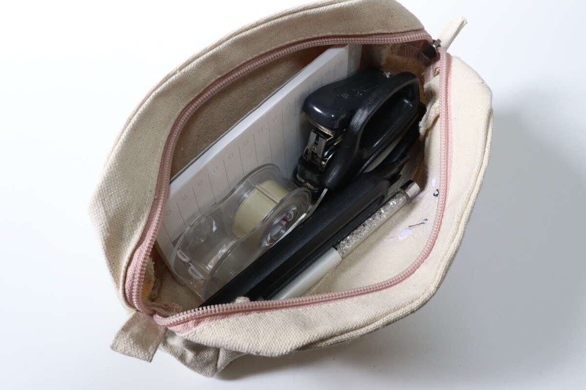 刺繍ボックスポーチ(サメ、メンダコ) 文具収納 刺繍ボックスポーチ(サメ、メンダコ) 文具収納