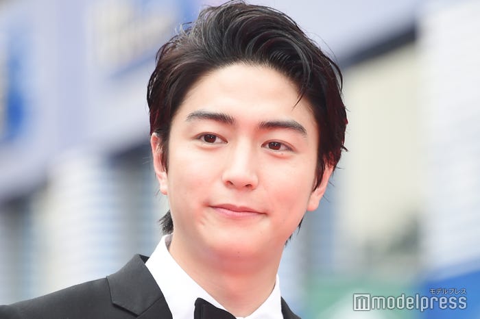 稲葉友(C)モデルプレス