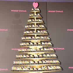 360個の「N.Y.カップケーキ」で作られたクリスマスツリー【モデルプレス】