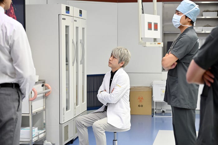 二宮和也「ブラックペアン シーズン2」第9話より(C)TBS