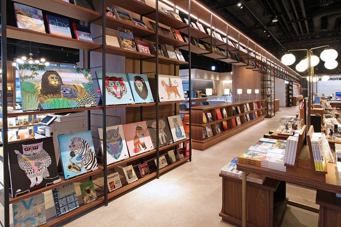 TSUTAYA BOOKSTORE松山店/画像提供:CCC 蔦屋書店カンパニー