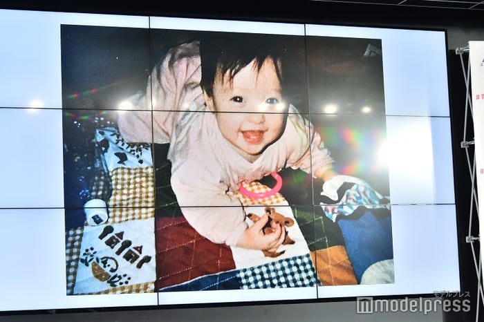 橋本環奈/幼少期の写真(C)モデルプレス