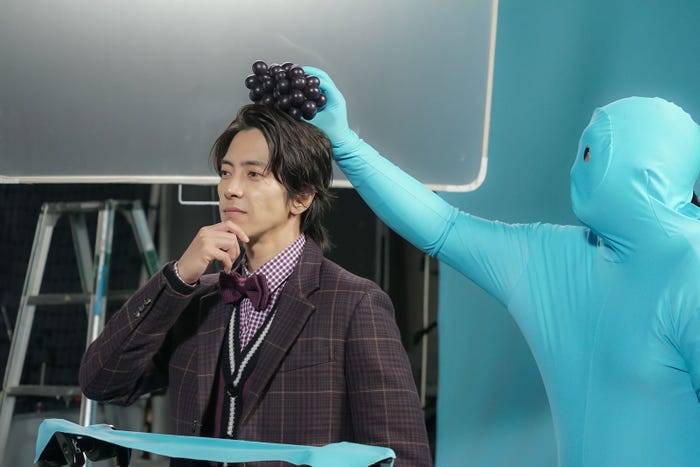 山下智久/新TVCM「マックカフェ『フラッペしちゃった?りんご&巨峰』」篇メイキングより(提供写真)