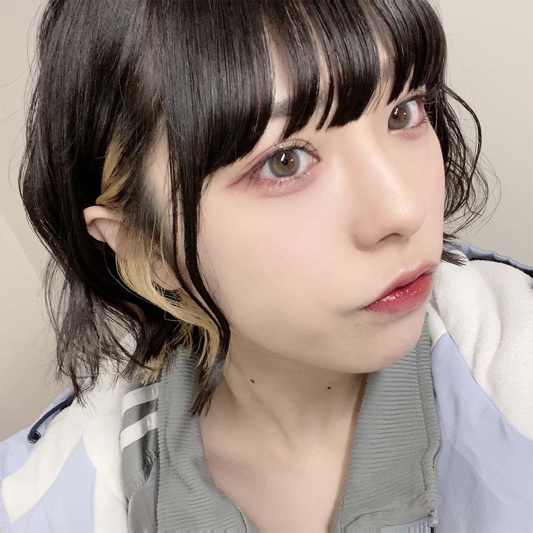 ミスユニドル出場・P ！さん／プルメリア／K大学（提供写真）