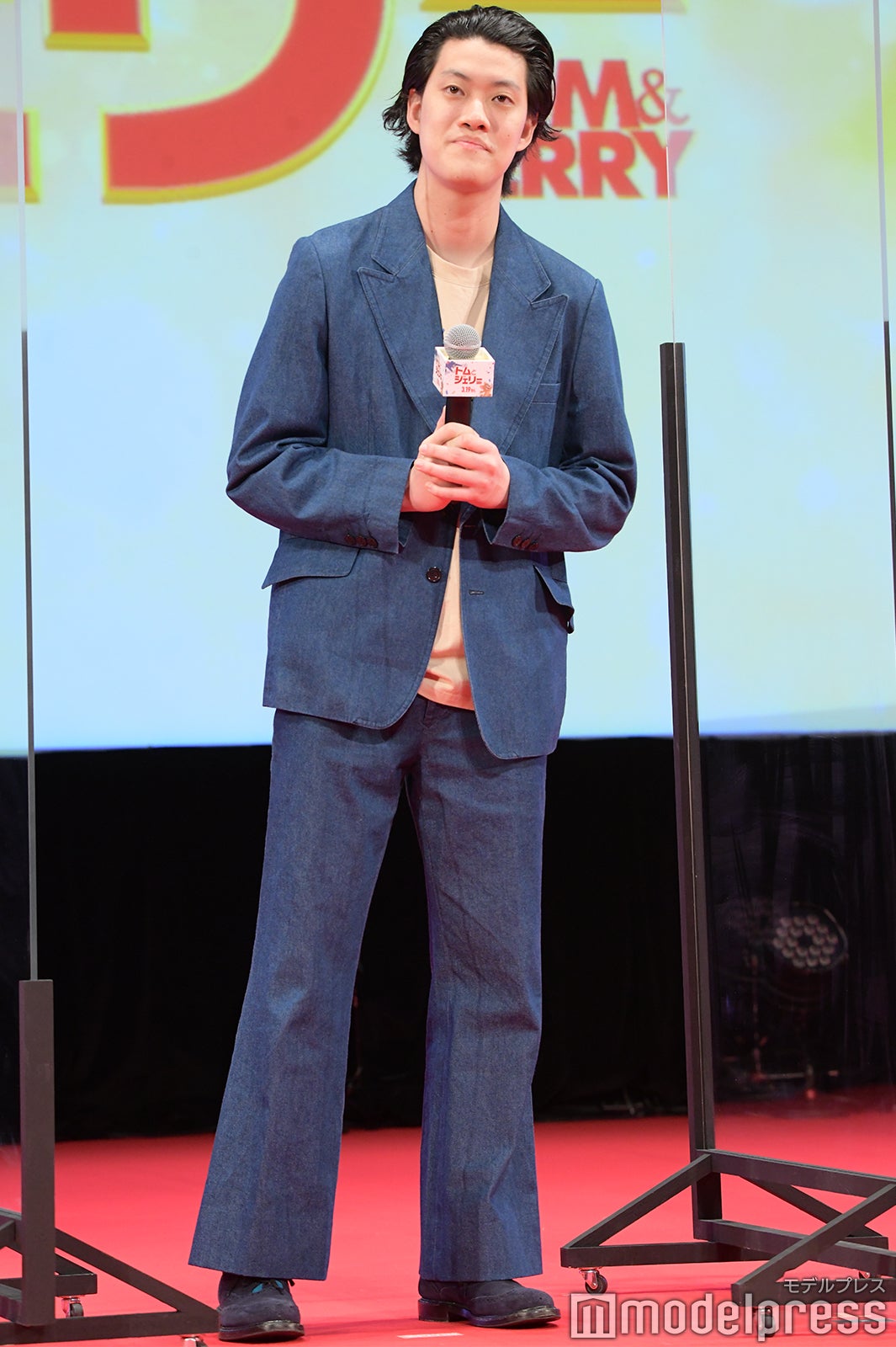 粗品 （C）モデルプレス