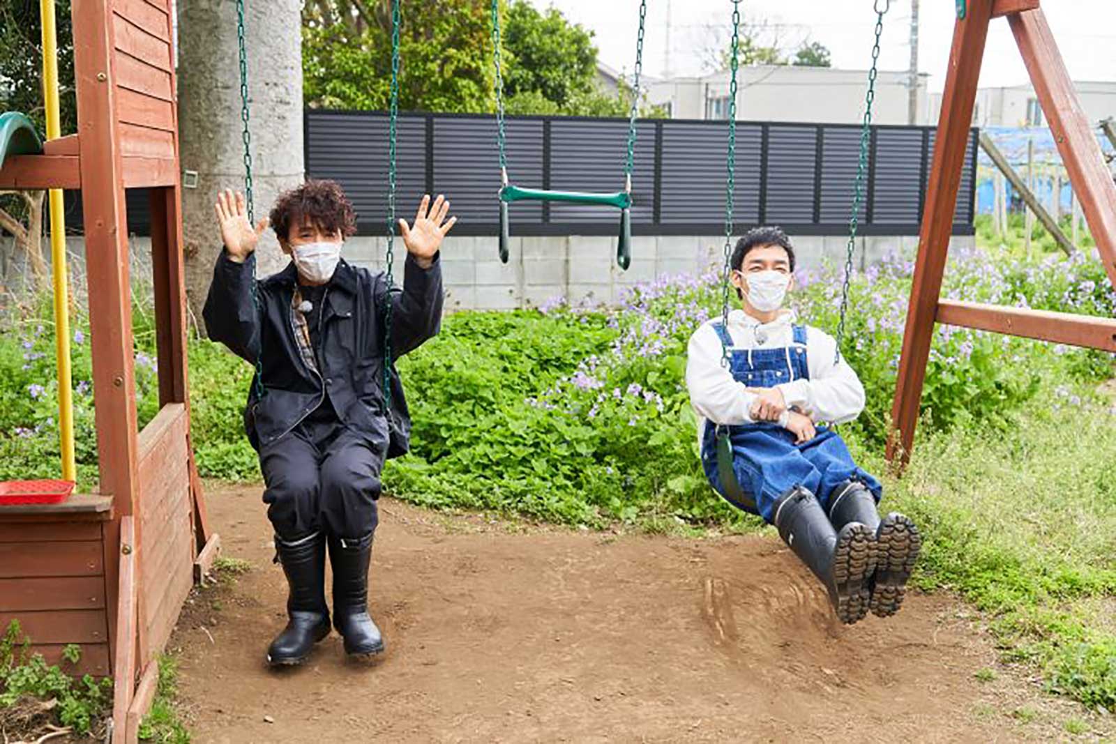 ユースケ・サンタマリア、草なぎ剛 （C）なぎスケ！製作委員会