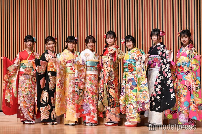 AKB48(左から)蒲地志奈、大竹ひとみ、春本ゆき、市川愛美、大盛真歩、多田京加、岡田梨奈、吉橋柚花 (C)モデルプレス
