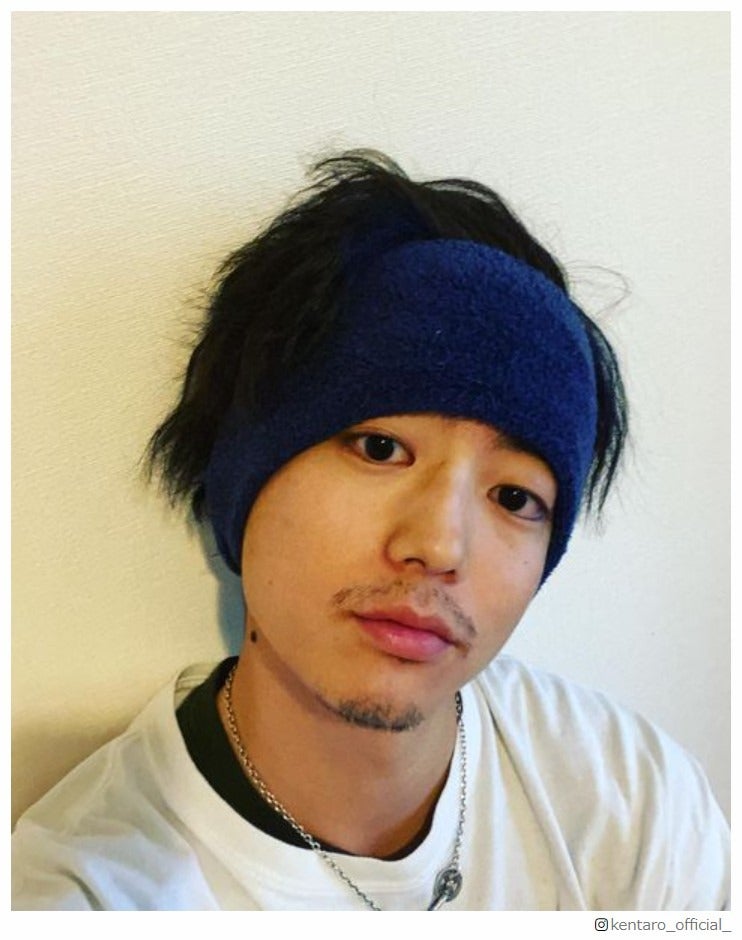 伊藤健太郎、ワイルドな髭姿公開「色気半端ない」「何しても似合う」と反響