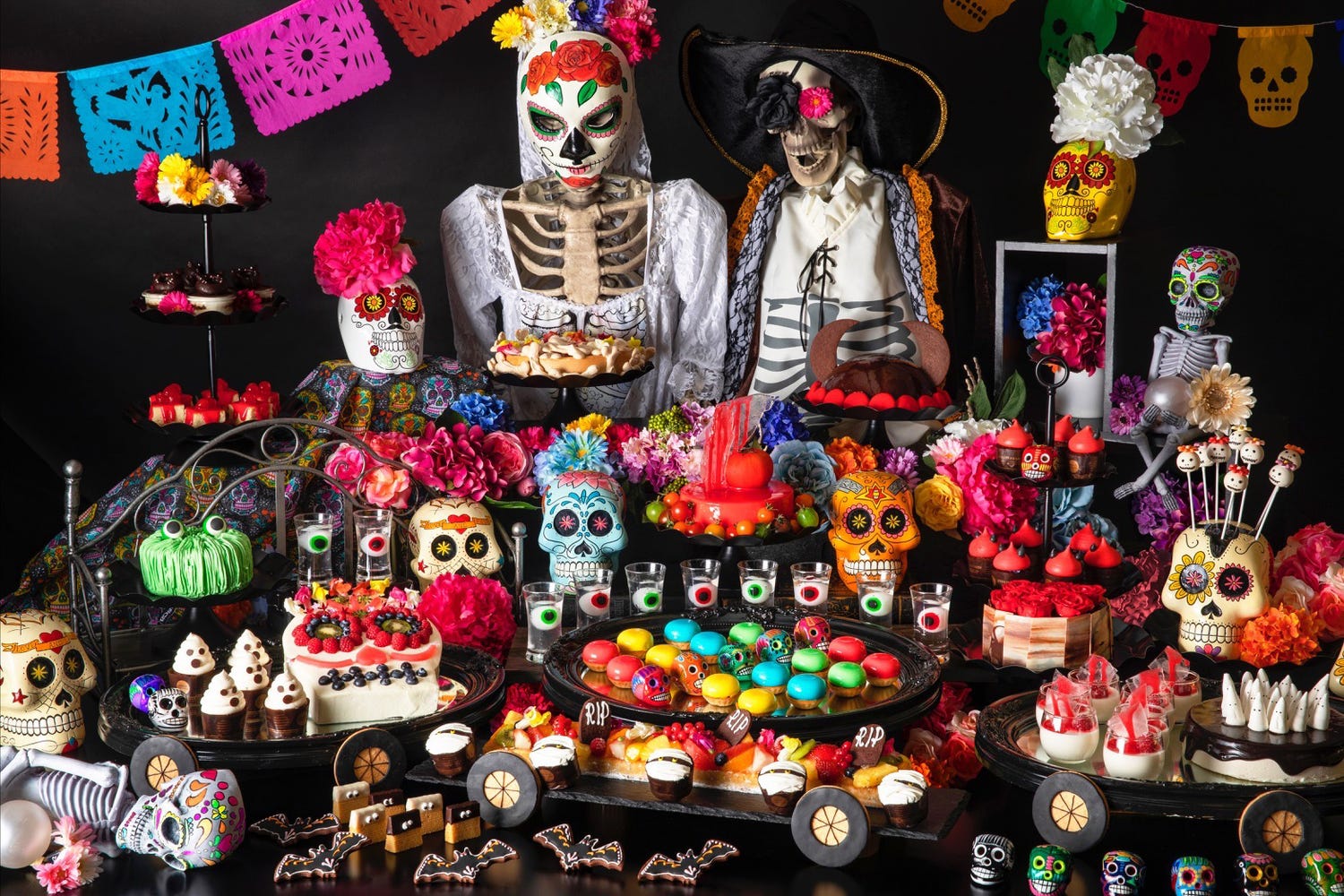 「ヒルトン東京お台場」“死者の日”にインスパイアされたハロウィンデザートブッフェ