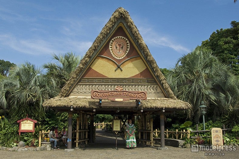 「ポリネシアンテラス・レストラン」（C）Disney