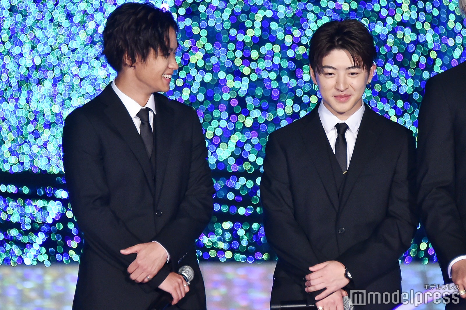 川村壱馬、佐野玲於（C）モデルプレス