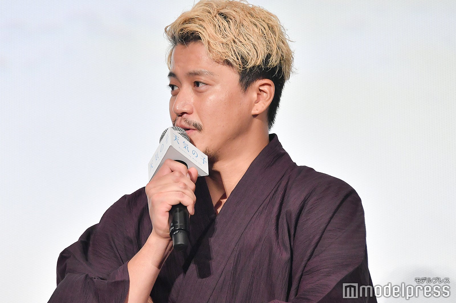 小栗旬（C）モデルプレス