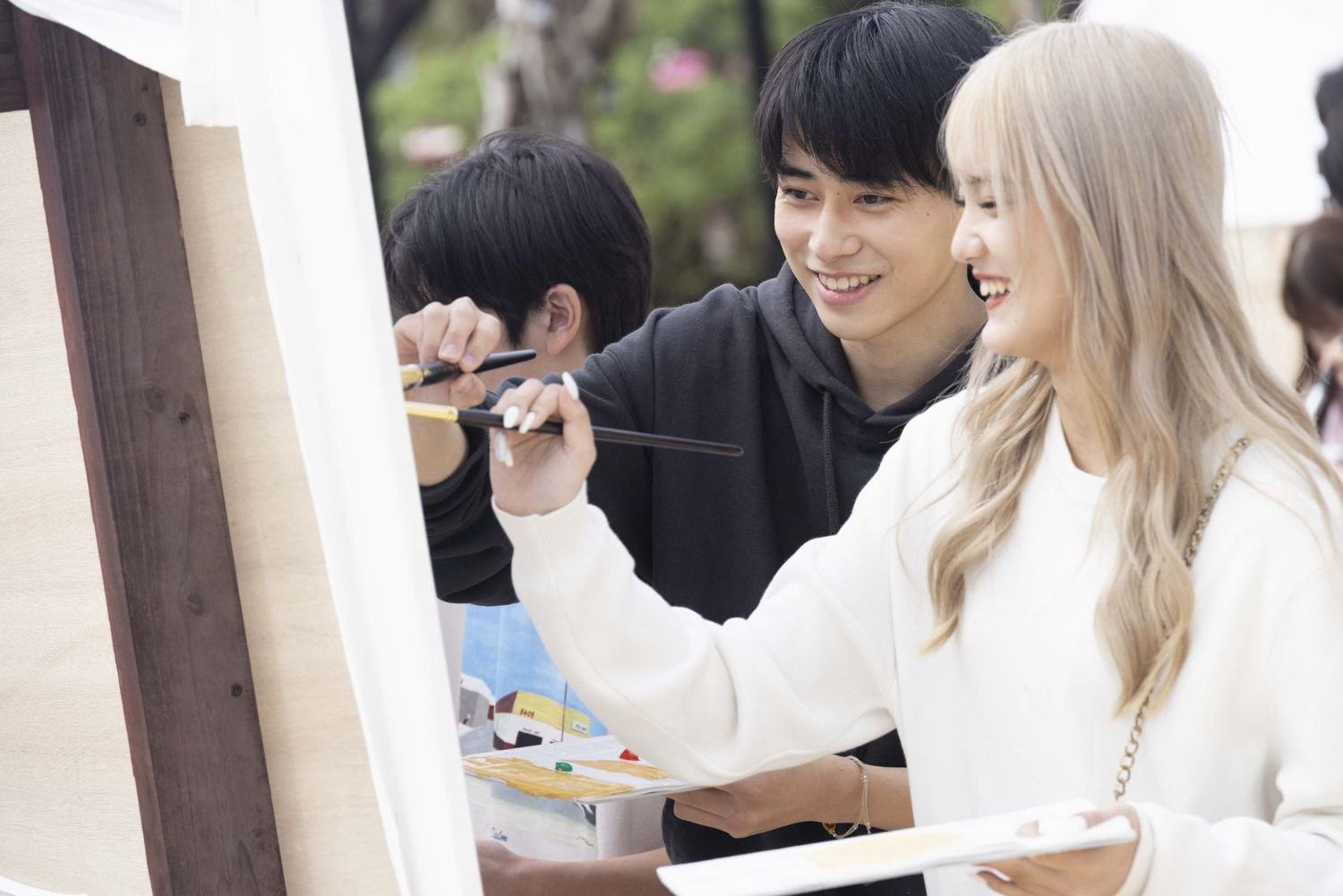 金髪高1美女 みずき イケメン男子 じゅんせいと急接近で三角関係が入り乱れ 今日好き 卒業編22第2話 モデルプレス