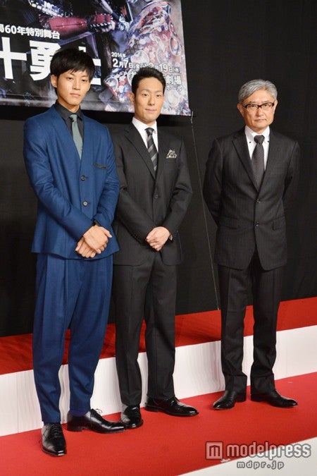 松坂桃李（左）、中村勘九郎（中央）、堤幸彦監督（右）