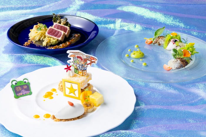 (C)Disney (C)Disney/Pixar