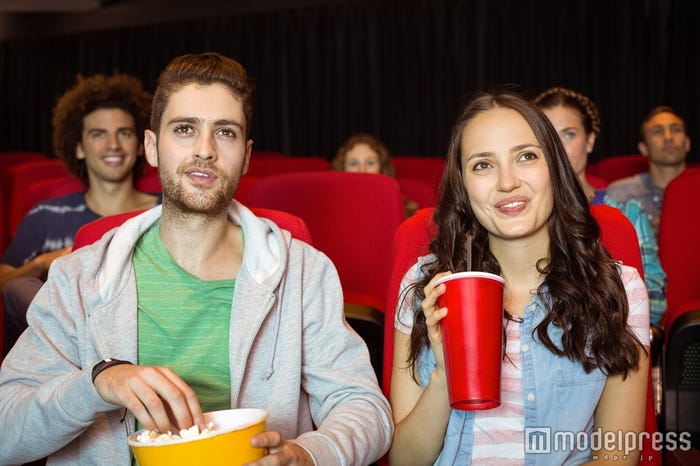 映画も「チケットが余っているから…」で誘えば自然!(photo-by- tverdohlib/Fotolia)