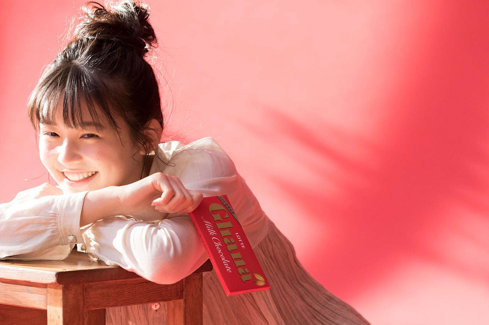 久間田琳加／新CMメイキングカット（提供画像）