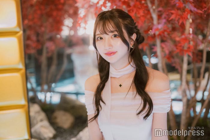 「BARCELONA 桃李」夢乃あい(C)モデルプレス