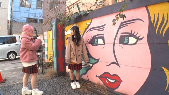 「第2回フォトジェ壁選手権in高円寺」より (C)日本テレビ