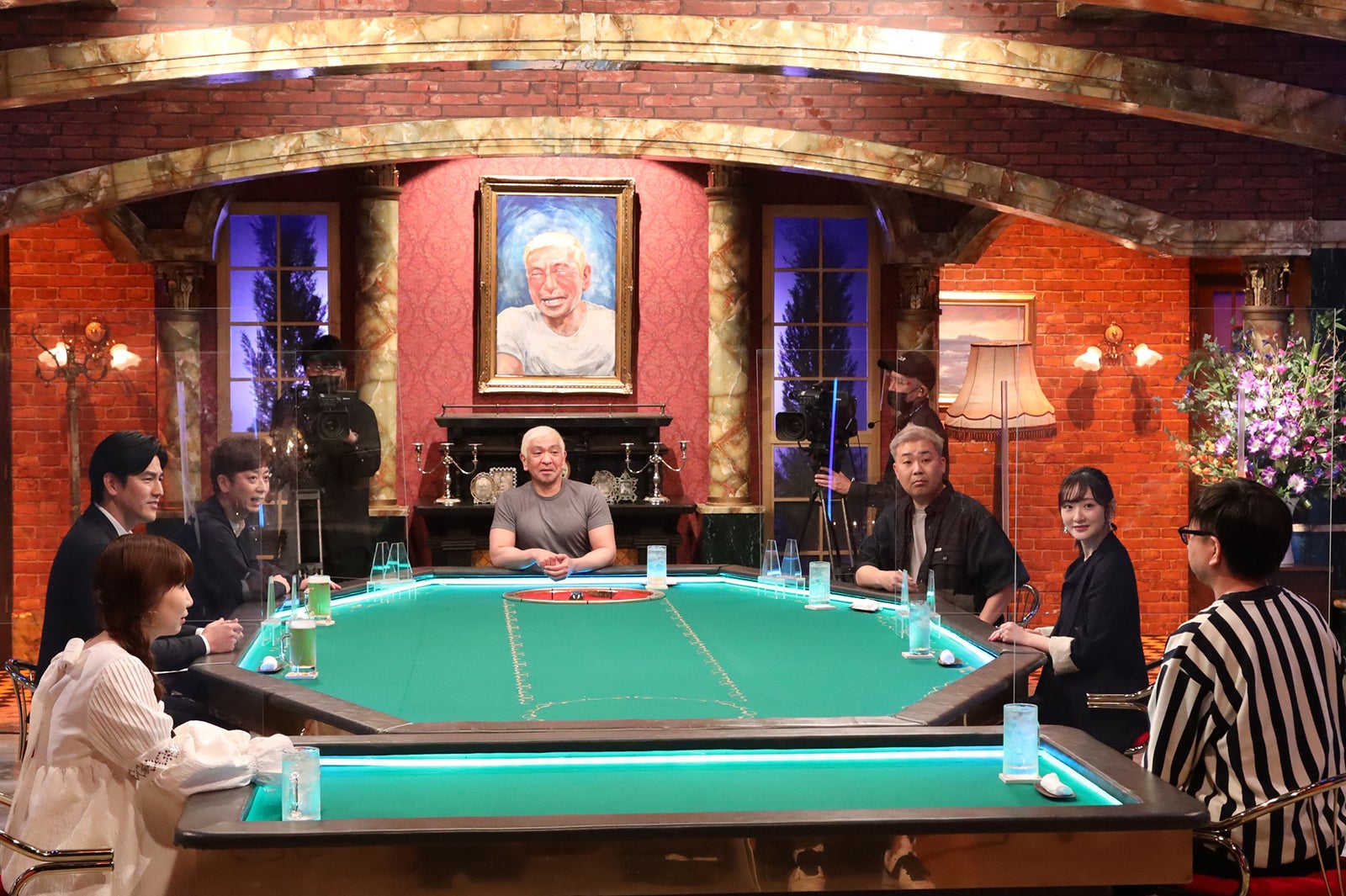 （左から）根本宗子、要潤、後藤輝基、松本人志、岩尾望、生駒里奈、おいでやす小田 （C）フジテレビ