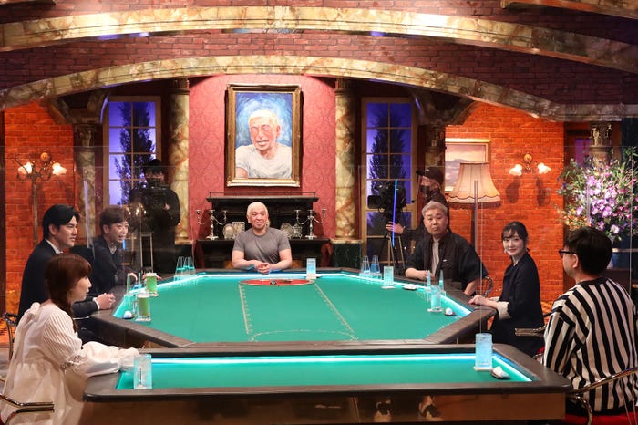 (左から)根本宗子、要潤、後藤輝基、松本人志、岩尾望、生駒里奈、おいでやす小田 (C)フジテレビ