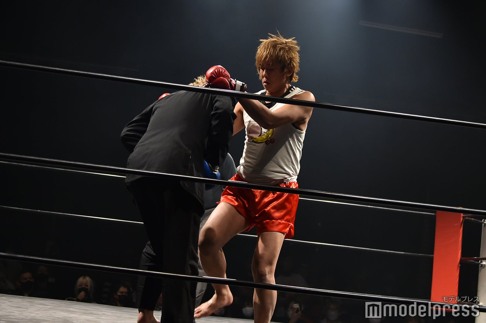 （C）モデルプレス