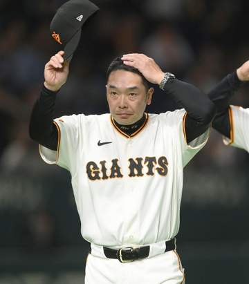 巨人 竹丸の“ずっこけ”珍プレーに阿部監督「トリックプレーみたいになっちゃいましたけど」 苦笑いも2勝目評価「要所で粘っていた」