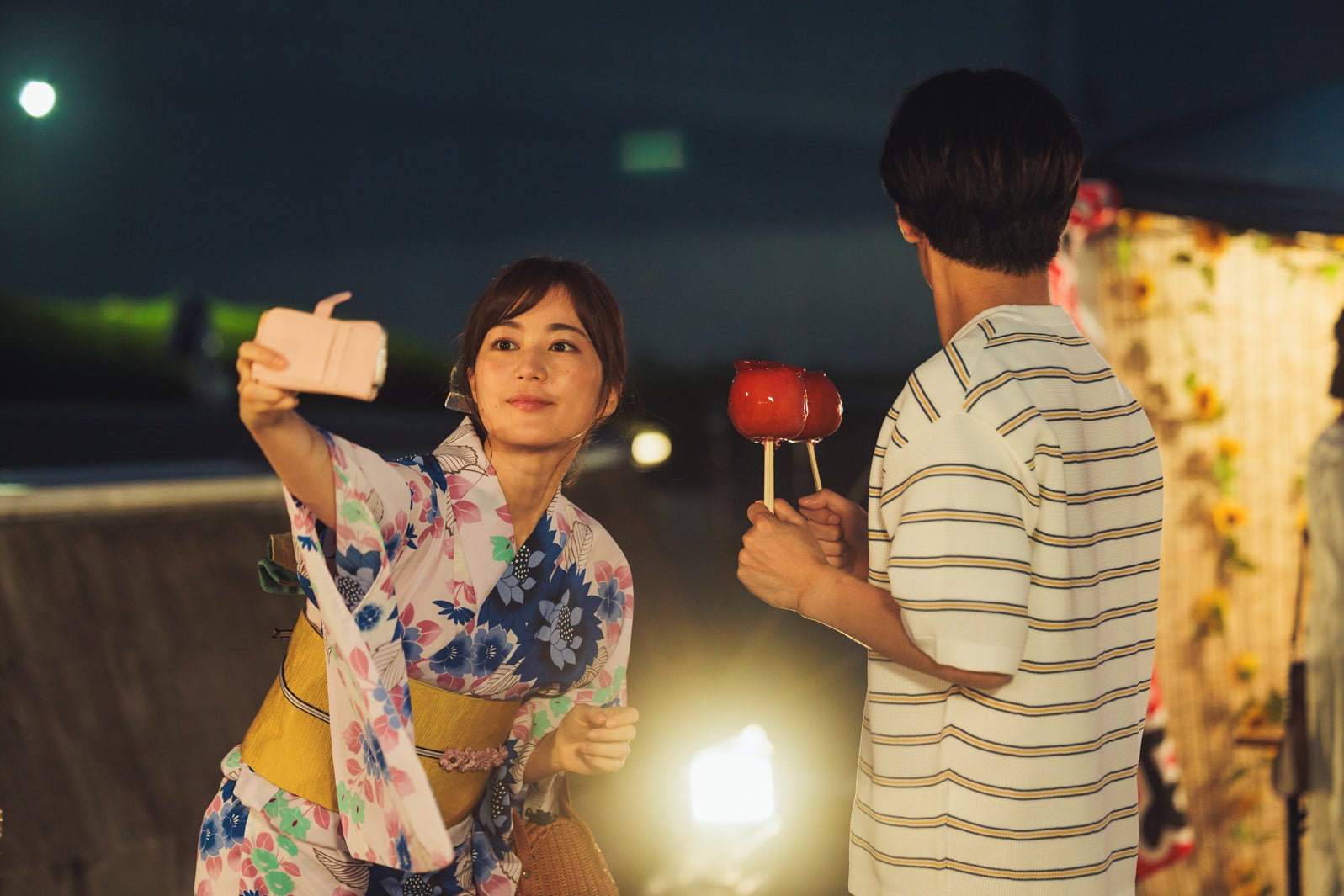 生田絵梨花、赤楚衛二「こっち向いてよ向井くん」第3話より（C）日本テレビ