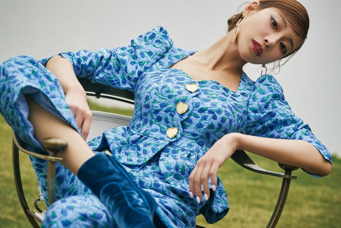 明日花キララ STYLE BOOK「neo nude...」(提供写真)